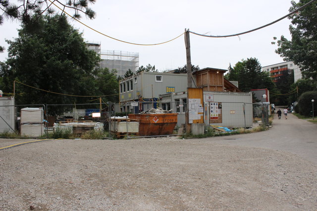 Großbaustelle in der Hauffgasse.