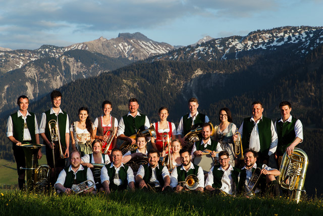 Die Formation "Grenzwertig Böhmisch" aus Schattwald wusste in Nesselwang zu überzeugen. | Foto: Immler/Euregio