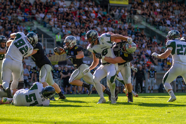 Offense #7 Sandro Platzgummer