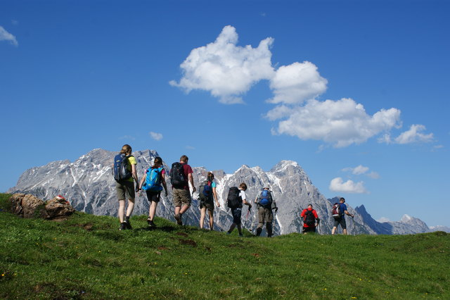 24 Stunden Wandern | Foto: Sale