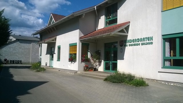 Mit dem Ausbau des bestehenden Kindergartens startet die Ortsentwicklung in der Gemeinde Walding.