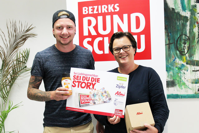 Stephan Mayr und BRS-Redaktionsleiterin Kerstin Müller – der Vorchdorfer und seine Mutter haben gewonnen.