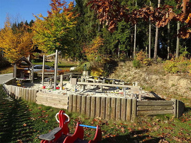 Spielen in Waldburg | Foto: familienkarte.at