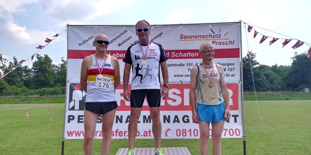 Markus Reifinger (m.) holte wieder eine Medaille.