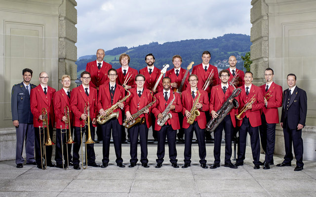 Die Swiss Army Big Band eröffnet die Sommerkonzerte am 28. Juni. | Foto: Kompetenzzentrum Militärmusik