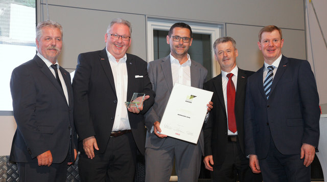 WKO-Obmann Herbert Mairhofer, Vbgm. Manfred Stallinger, Bgm. Andreas Lindorfer, WKO-Bezirksstellenleiter Klaus Grad und WKOÖ-Dir.-Stv. Hermann Pühringer. | Foto: Foto: Mathe