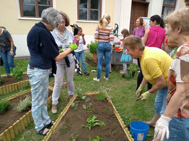 In Unterwart wurde gemeinsam gegartelt. | Foto: Gemeinde Unterwart