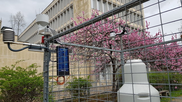 Messstationen wie diese an der TU Graz gibt es insgesamt 16 im gesamten Stadtgebiet.