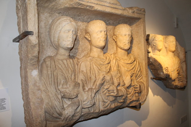Die Exponate im Museum Lauriacum geben einen Einblick in die Lebenswelt der Römer.
