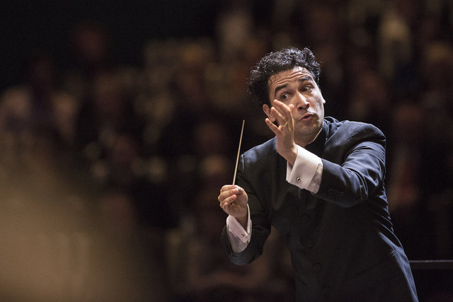 Andrés Orozco-Estrada dirigiert am 7. Juli das styriarte-Konzert „Schubert in Stainz“. | Foto: Werner Kmetitsch