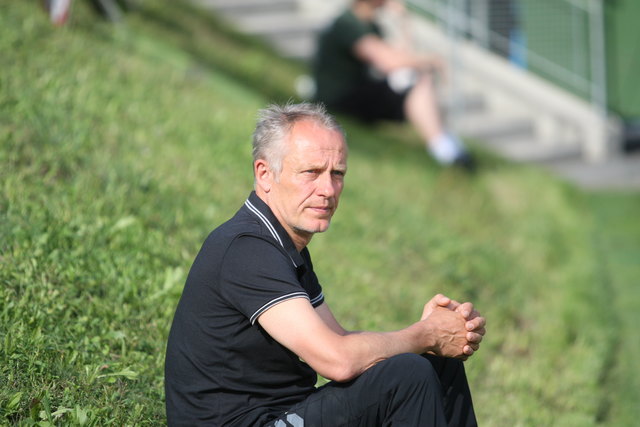 Er genießt in Deutschland Kult-Status: Freiburgs Trainer Christian Streich.
