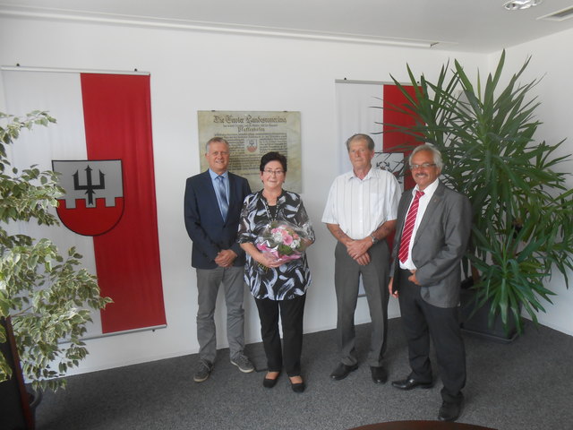 v.l.: Dr. Wolfgang Nairz, Reinelde und Siegfried Jordan, Dr. Josef Schermann