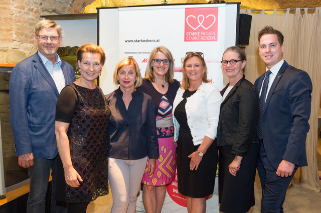 Erwin Rebhandl, Gabriele Heinisch-Hosek, Andrea Podczeck-Schweighofer, Ulrike Königsberger-Ludwig, Maria Theresia Eder, Ulrike Mursch-Edlmayr, Bernhard Heinreichsberger | Foto: Alice Schnür