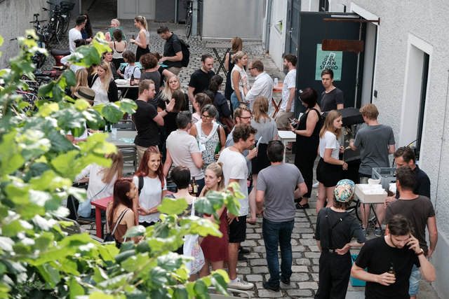 Volles Haus und voller Hof bei fredmansky | Foto: Creative Region