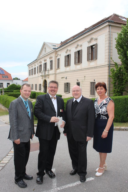 Das bewährte Leitungsteam: Pädagoge Markus Gerhartinger, Direktor Franz Knittelfelder, Geistl. Assistent Prälat Matthias Roch, Wirtschaftsleiterin Susanne Benold | Foto: Bildungshaus Schloss Großrußbach