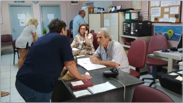 Die improvisierte Zentrale des Medikamenten-Hilfsprojektes.