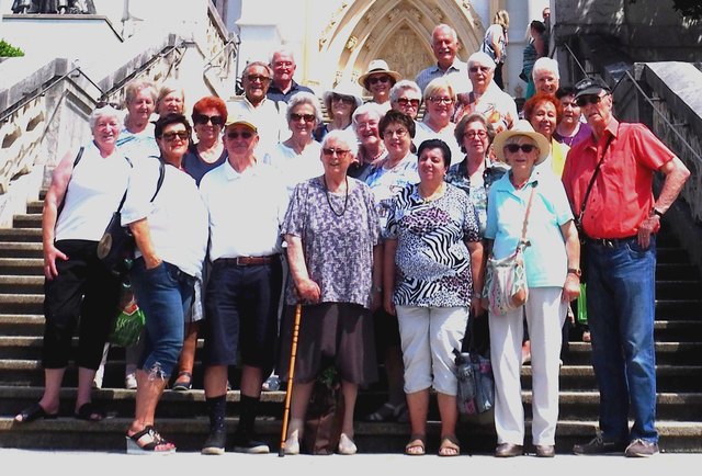. . . Reisegruppe NÖ SenBd . . .