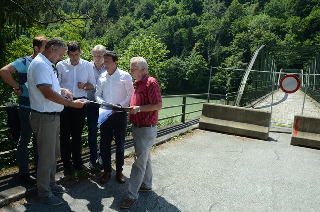 Gustav Steinmetz (stv. Leiter Straßenbauamt Wolfsberg), LR Gruber, Visotschnig, Bidmon, Skorjanz (von links) | Foto: Büro LR Gruber