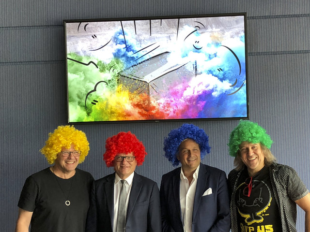 Jacky Hanzhanz, künstlerischer Leiter der Kinderklangwolke 2018 (v. l.), Bürgermeister Klaus Luger, LIVA-Intendant Dietmar Kerschbaum und Kuddelmuddel-Leiter Manfred Forster.