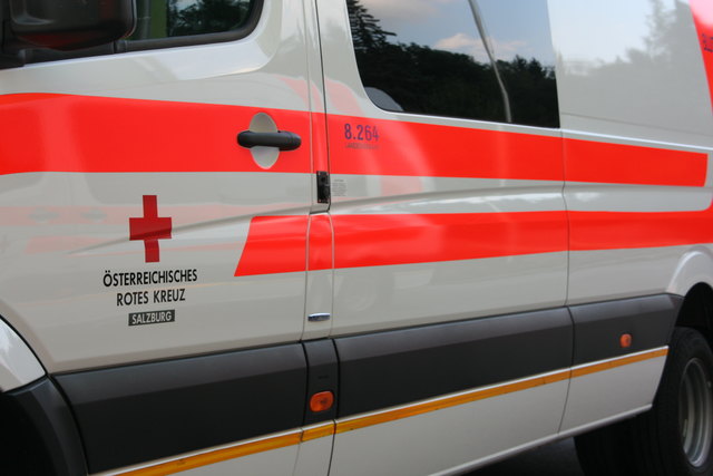 Der Verletzte wurde ins Krankenhaus gebracht.
