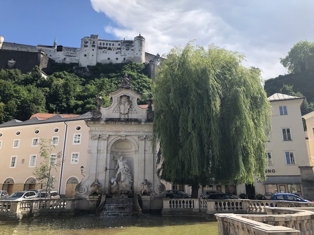 Der Brunnen am Kapitelplatz.