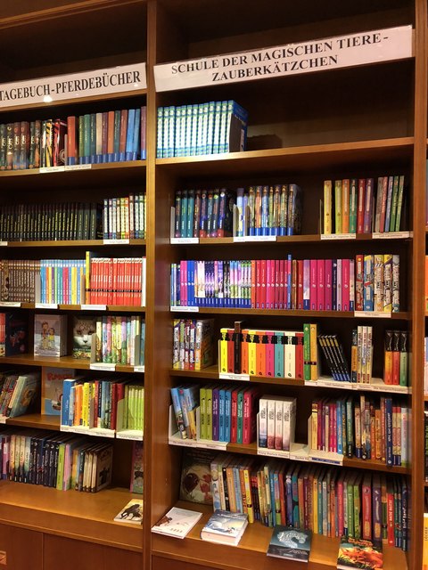 Ein offenes Programm. Magie wird in der Dombuchhandlung nicht verteufelt.