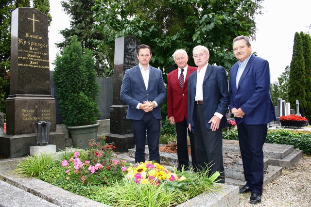Bürgermeister Stefan Schmuckenschlager, Ortsvorsteher a.D. Franz Resperger, Bürgermeister a.D. Gottfried Schuh, Vizebürgermeister a.D. KR Fritz Kaufmann