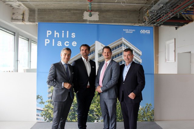 Peter Ulm (CEO 6B47), Norbert Winkelmayer (CEO Sans Souci Group) mit Bezirksvorstehr Marcus Fritz und Fritz Gruber( Vorstand 6B47) (v.li.n.re.)