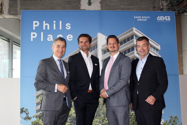 Peter Ulm (CEO 6B47), Norbert Winkelmayer (CEO Sans Souci Group) mit Bezirksvorstehr Marcus Fritz und Fritz Gruber( Vorstand 6B47) (v.li.n.re.)