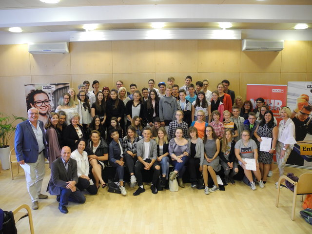 Die Junior Basic- Jungunternehmer und ihre Coaches | Foto: Michaela Loidl