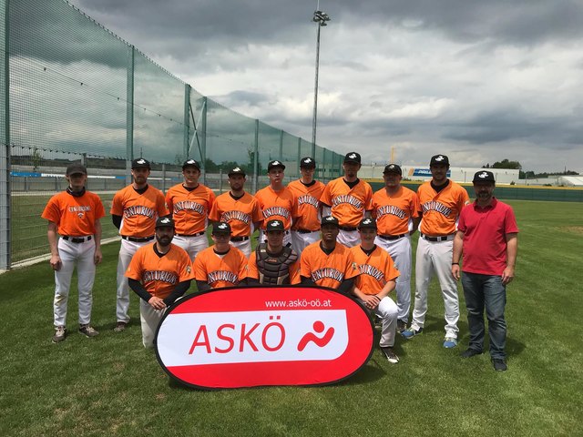 Die Centurions nahmen mit ihrem 9:8-Sieg gegen die Graz Dirty Sox wieder Kurs auf Erfolg. | Foto: Askö Baseballclub Jumpin' Chickens Wels