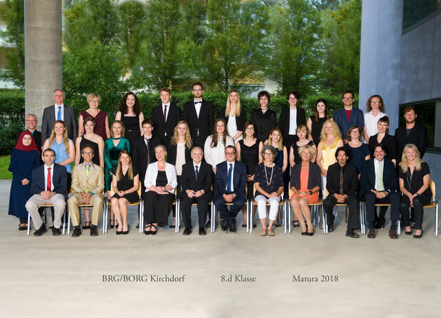 Gymnasium Kirchdorf: Klassenfoto 8D | Foto: Foto Fritz