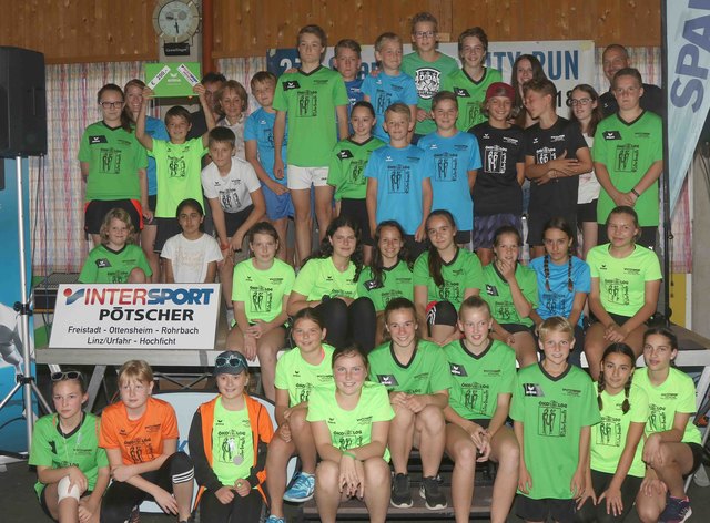 Laut Direktor Dirk ist der Bewerb an seiner Schule schon ein Selbstläufer. 81 Neue Mittelschüler füllten bei der Siegerehrung für die größte Gruppe die Tribüne