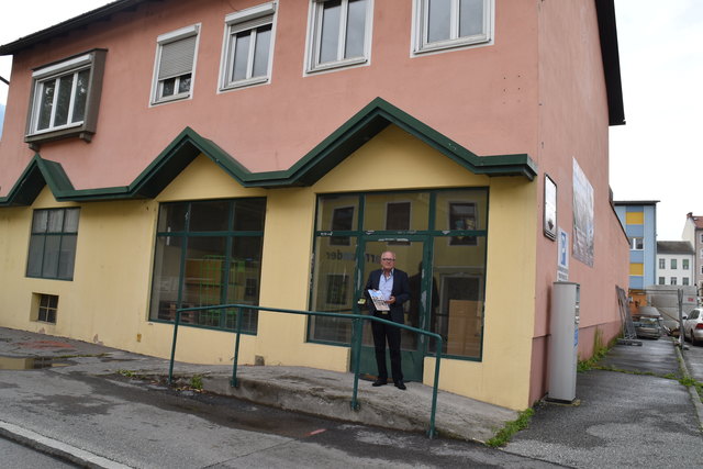 Gustav Spittau realisiert an der Stelle des ehemaligen "Farbenlandes" Geschäftsflächen sowie 14 Eigentumswohnungen