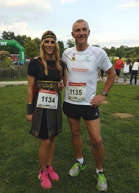 Kriegerin Carina Rauth mit Vater Gerhard beim Römerlauf