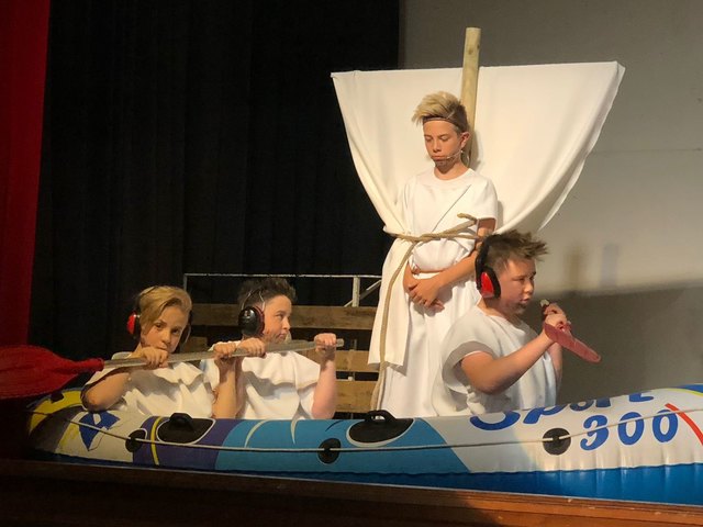 Die Kinder der Musik-NMS Eibiswald begeisterten mit "Odysseus" das Publikum im Grenzlandsaal. | Foto: NMS Eibiswald