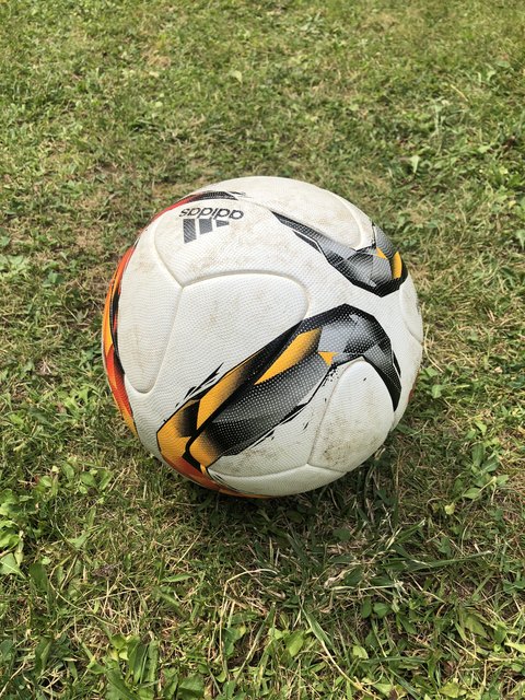Bis zum 15. Juli rollt der Ball noch.