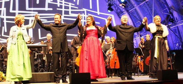 Standing Ovationen am Ende des Konzertes