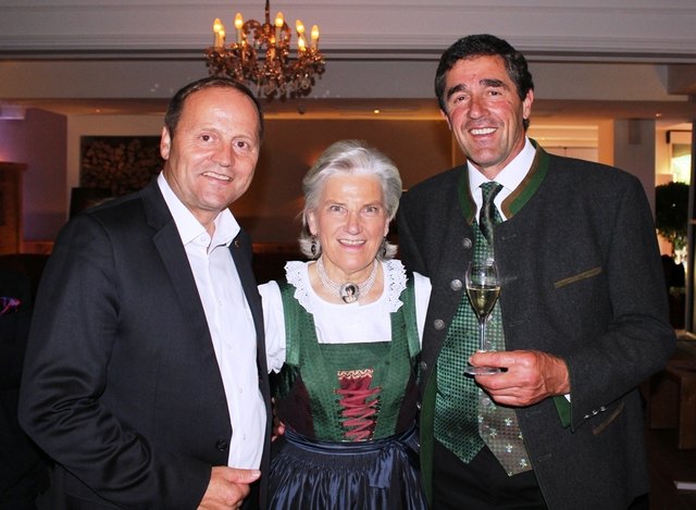 LHStellvertr. Josef Geisler, Kitzbühel Tourismus Obfrau Signe Reisch, Andreas Koidl Bürgmerister von Aurach.