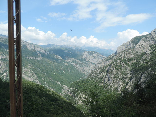 ...Tal bzw. Schluchtübergänge wurden bezwungen...