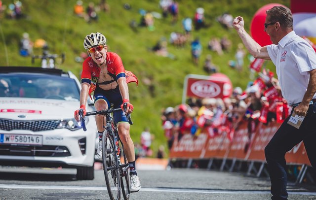 Hermann Pernsteiner fuhr am Horn zum 2. Platz hinter dem Belgier Ben Hermans. | Foto: EXPA