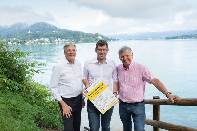 Neuer freier Seezugang in Reifnitz, eröffnet durch LH Peter Kaiser, LR Martin Gruber und Bürgermeister Markus Perdacher | Foto: LPD/Just