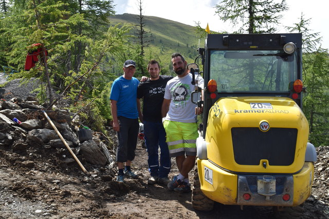 Alfred Pajancic, Thomas Kanovnik und Stefan Kamnik auf der Baustelle