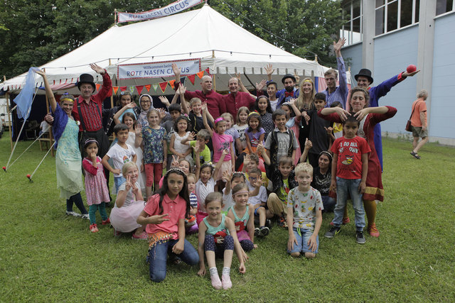 Teil des jungen Zirkusensembles waren 34 Kinder und Jugendliche zwischen 6 und 14 Jahren. | Foto: Rote Nasen Clowndoctors