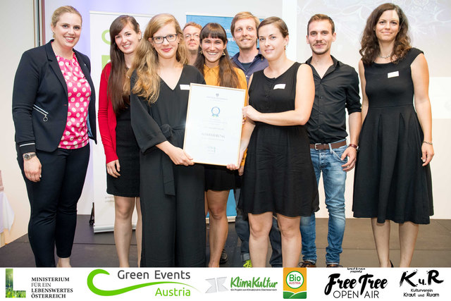 Bereits zum dritten Mal erhielt "Kraut und Ruam" den Award. | Foto: Paul Gruber