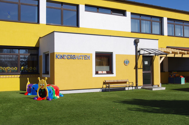 Volksschule Rettenbach und Kindergarten Redlschlag schließen - Oberwart