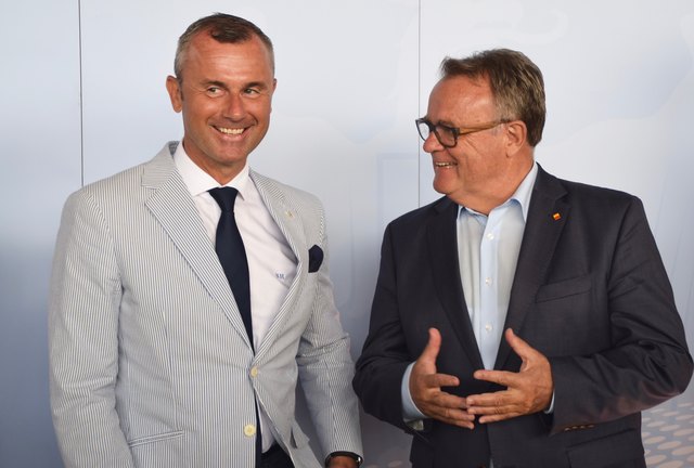 BM Norbert Hofer und LH Hans Niessl sehen im Ausbau der Bahnstrecke eine große Zukunftschance für das Südburgenland.
