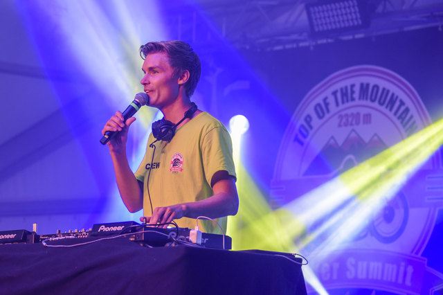 Am Freitag Abend stieg die Welcome-Party mit DJ In-Style alias Marco Jägert aus Stams/Tirol. | Foto: TVB Paznaun – Ischgl
