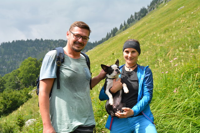 "Treffpunkt Scheiblingstein": Redakteur Roland Mayr trifft auf Marika Roth und ihren Hund Heinrich. | Foto: Franz Sturmlechner