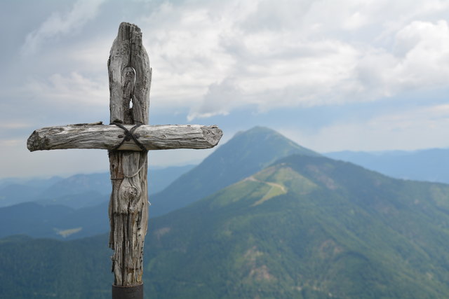Tour auf den Scheiblingstein: Redakteur Roland Mayr war mit unserem wandernden Regionauten Franz Sturmlechner unterwegs.
